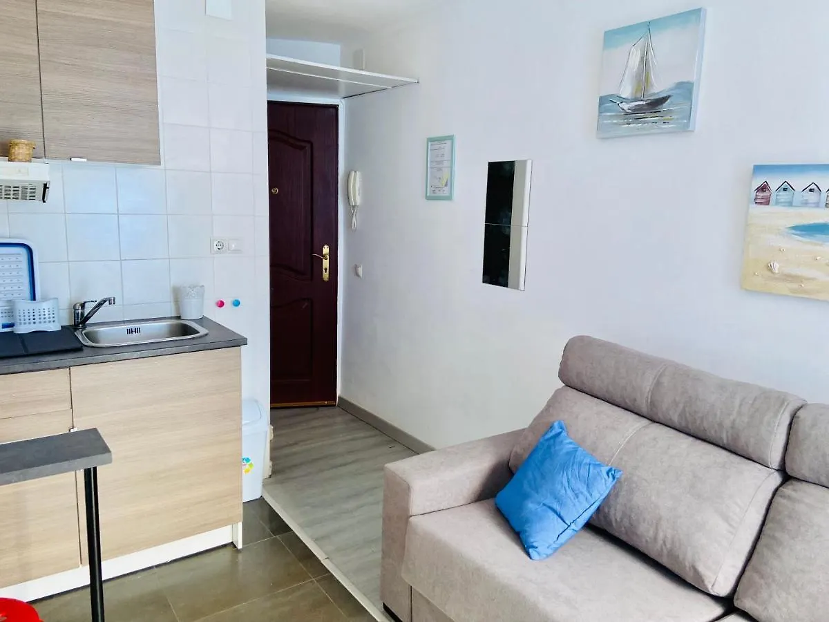 Apartamento Estudio En Urbanizacion Tres Caballos, Playamar Torremolinos España